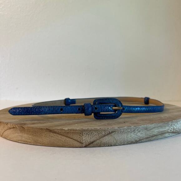 Blue Vegan Leather Adjustable Thin Skinny New York & Co Belt Size XS-Large - Picture 10 of 10